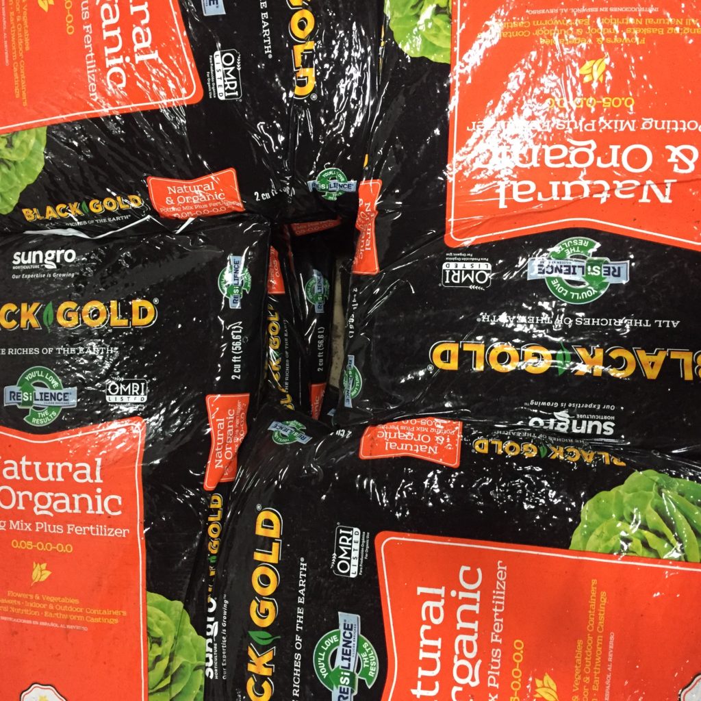Black Gold Natural & Organic Potting Soil (Organic) – Concentrates, Inc.